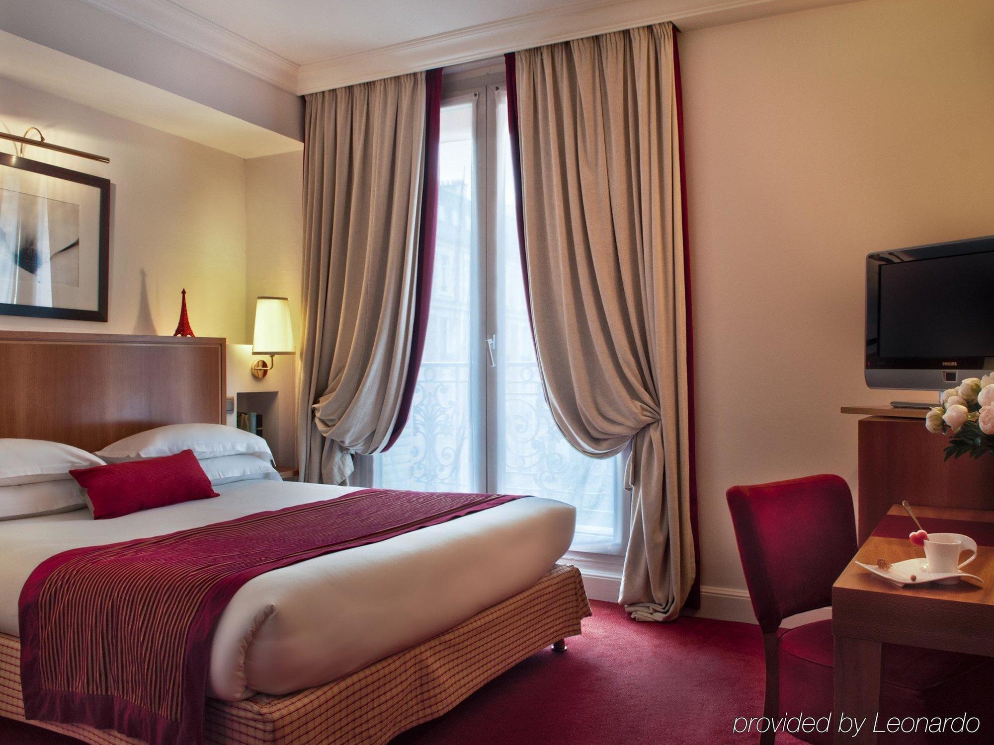 Hotel Waldorf Trocadero Tour Eiffel Paris Bagian luar foto